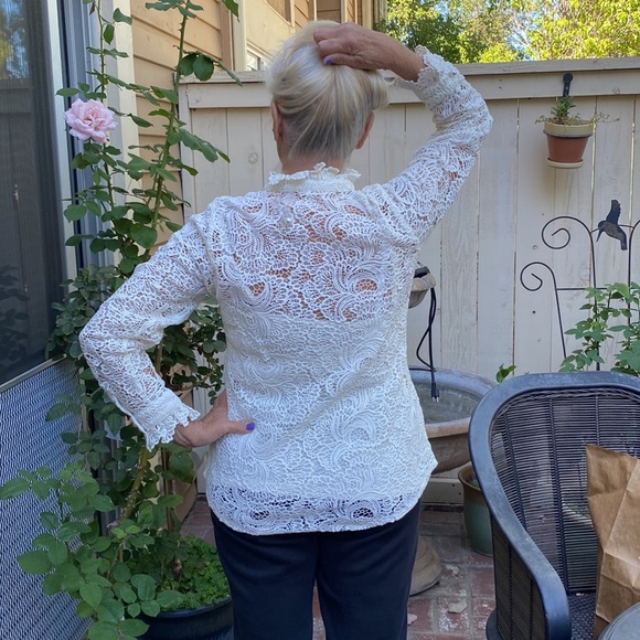 SOFT SURROUNDINGS WHITE FRANCESCA LACE BLOUSE & CAMI NEW - Picture 4 of 6
